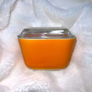 Vintage Pyrex Orange Refrigerator Dish 501-B, 1 1/2 cups